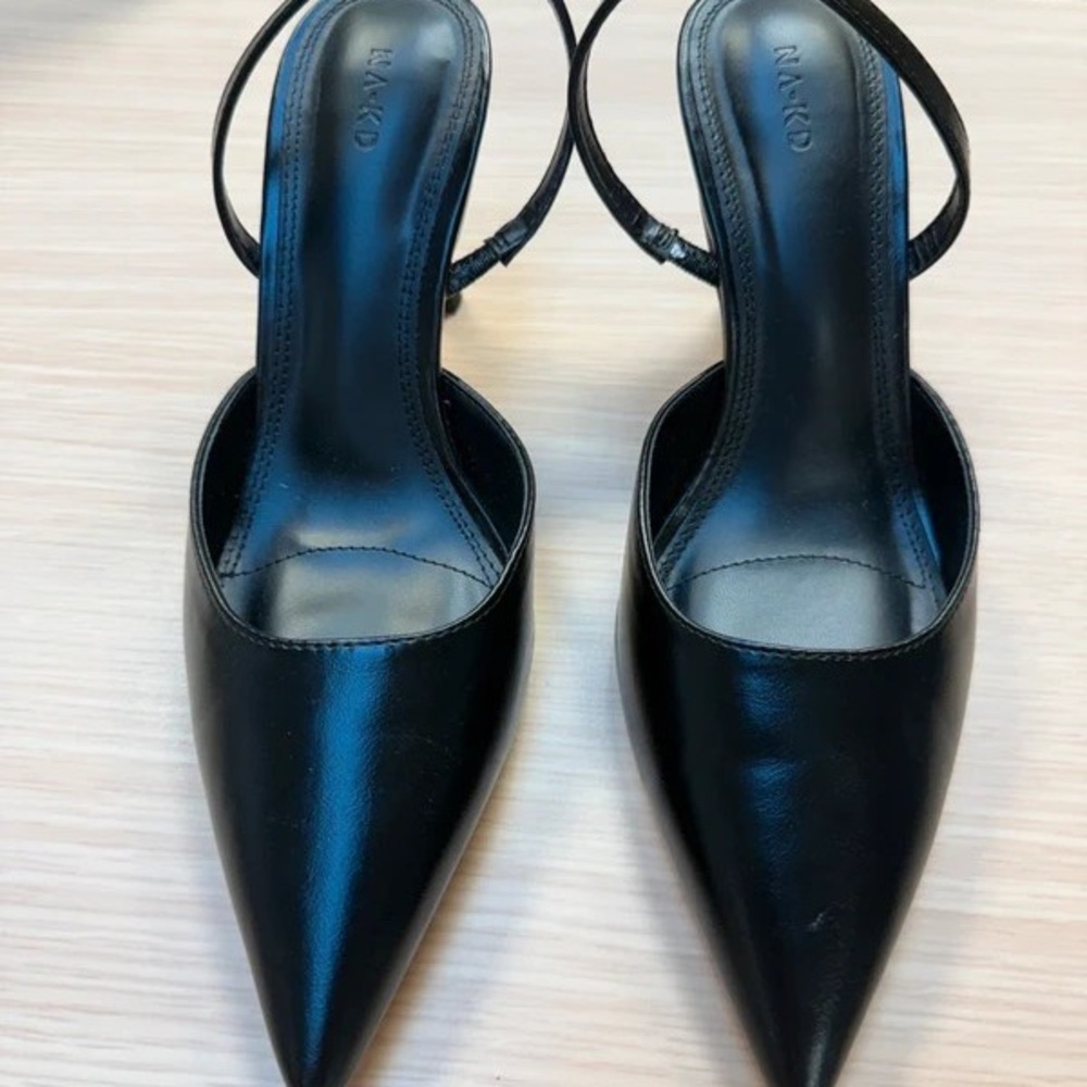 Chic Black Heels by Enzo